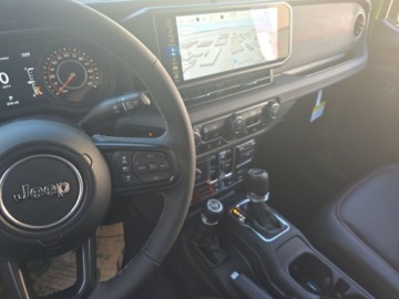 Jeep Gladiator 2025 Jeep Gladiator Rubicon X Crew Cab Medium Bed 2025 3.6 Benzyna 285KM, zdjęcie 11