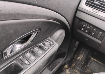 Renault Megane IV 2016 Renault Megane 2016r, 1.2 Benzyna. AUTOMAT. Lekko uszkodzony przod. Jezdzi., zdjęcie 9