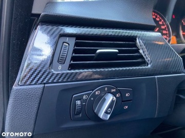 BMW Seria 3 E90-91-92-93 Touring E91 2.0 318d 143KM 2008 BMW Seria 3 BMW Seria 3 318d DPF Touring Edition Sport 2.0 Diesel 143KM, zdjęcie 23