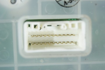 COLT Z30 VI FACELIFT PŘÍSTROJOVÁ DESKA BUDÍKY 8100B538