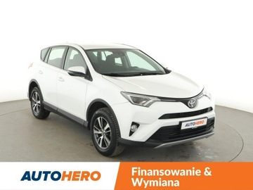 Toyota RAV4 IV MPV Facelifting 2.0 D-4D 143KM 2017 Toyota RAV-4 navi klima auto kamera i czujniki, zdjęcie 9