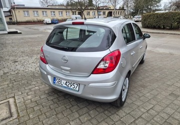 Opel Corsa D Hatchback 1.0 Twinport ecoFLEX 60KM 2007 Opel Corsa 1.0 benzyna klimatyzacja 5 drzwi Zarejestrowane Benzyna 60KM, zdjęcie 3