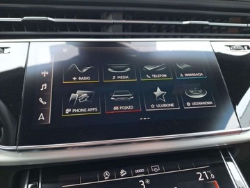 Audi Q8 SUV 3.0 45 TDI 231KM 2022 Audi Q8 S-Line Matrix Pneumatyka 3.0 Diesel 231KM, zdjęcie 23