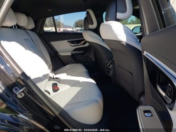 Mercedes GLC C254/X254 2024 Mercedes-Benz GLC 300 4MATIC COUPE, 2024r., 4x4, 2.0L 2.0 Hybryda 255KM, zdjęcie 9