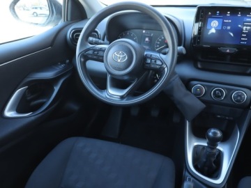 Toyota Yaris IV Hatchback 1.5 Dynamic Force 125KM 2024 Toyota Yaris 1.5 VVT-i, Salon Polska, Serwis ASO, zdjęcie 6