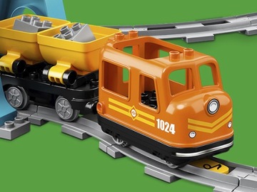 LEGO - DUPLO - ГРУЗОВОЙ ПОЕЗД - 10875