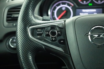 Opel Insignia I Sports Tourer Facelifting 2.0 CDTI BiTurbo ECOTEC 195KM 2015 Opel Insignia 2.0 BiTurbo CDTI, Salon Polska, zdjęcie 14