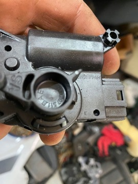 MOTOREK RADIÁTORU TOUAREG 7L CAYENNE 955 7L0907511AE