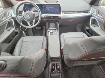 BMW X1 U11 2023 BMW X1 XDrive28I 2023 2.0 Benzyna 241KM, zdjęcie 8