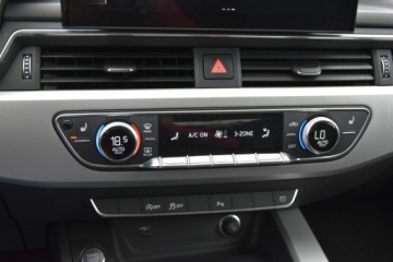 Audi A4 B9 Limousine Facelifting 2.0 35 TFSI 150KM 2022 Audi A4 Limousine 35TFSi 150KM 2022r. SALON, zdjęcie 26