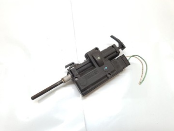 SIŁOWNIK KLAPKI WLEWU RENAULT GRAND SCENIC II