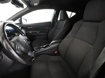 Toyota C-HR I Crossover 1.8 Hybrid 122KM 2018 Toyota C-HR klima auto grzane fotele kamera i, zdjęcie 12