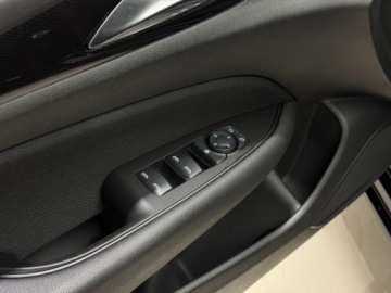 Opel Insignia II Grand Sport Facelifting 2.0 Diesel 174KM 2022 Opel Insignia Elegance / LED / CarPlay/Android Aut, zdjęcie 18