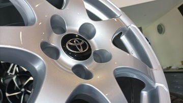KOLA ZIMNÍ 15'' TOYOTA YARIS IV XP210 Z ČIDLY