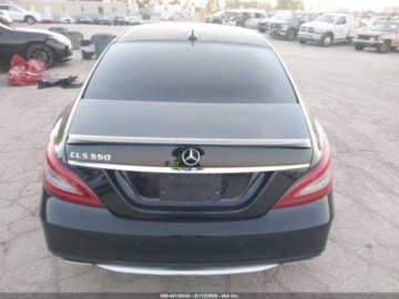 Mercedes CLS W218 2017 Mercedes-Benz CLS 550 2017 4.7 Benzyna 402KM, zdjęcie 4