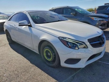 Mercedes Klasa E W213 2016 Mercedes-Benz Klasa E 2016 MERCEDES-BENZ E 400 3.0 Benzyna 329KM, zdjęcie 11