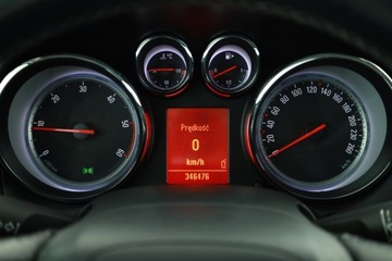 Opel Astra J Sports Tourer 2.0 CDTI ECOTEC 160KM 2011 Opel Astra 2.0 CDTI, Klima, Klimatronic, Tempomat, zdjęcie 7