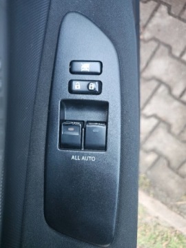 Toyota Auris I Hatchback 1.33VVT-i 100KM 2010 Toyota Auris Salon PL ud.niski przebieg parktronic el. szyby 2x kola, zdjęcie 21