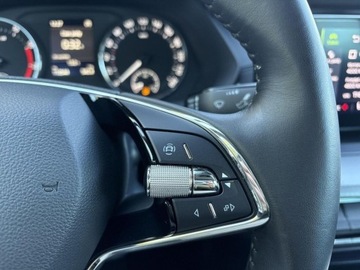 Skoda Octavia IV Liftback 1.0 TSI EVO 110KM 2022 Skoda Octavia Ambition KESSY SmartLink Kamera Tempomat Led Serwis ASO, zdjęcie 14