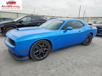 Dodge Challenger III 2023 Dodge Challenger R 2023 5.7 Benzyna 375KM