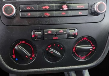 Volkswagen Golf V Hatchback 1.4 i 16V 75KM 2005 Volkswagen Golf Benzynkagaz LPG 1.4 BenzynaLPG 75KM, zdjęcie 16