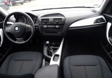 BMW Seria 1 F20-F21 Hatchback 5d 116i 136KM 2012 BMW Seria 1 1.6 Benz. 136KM Serwis Bezwypadkow..., zdjęcie 15