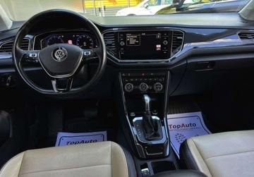 Volkswagen T-Roc I SUV 1.5 TSI ACT 150KM 2018 Volkswagen T-Roc 1.5 TSI 150 KM DSG bezwypadkowy VIRTUALFULL LED, zdjęcie 36