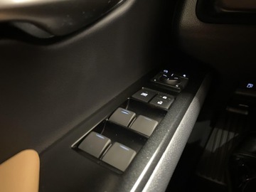 Lexus UX Crossover 250h 184KM 2022 Lexus UX 250h GPF F Sport Design 2WD Lexus UX 250h, zdjęcie 20