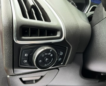 Ford Focus III Kombi 1.6 EcoBoost 150KM 2011 Ford Focus 1.6 Benzyna /Serwis/ Bezwypadkowy /, zdjęcie 32