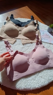 Улыбка -Без беременности лактация.