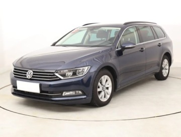 Volkswagen Passat B8 Variant 2.0 TDI BlueMotion SCR 150KM 2016 VW Passat 2.0 TDI, VAT 23%, Navi, Klima, zdjęcie 1