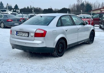 Audi A4 B6 Sedan 2.0 20V 131KM 2001 Audi A4 Limousine 2.0 Benzyna 2.0 Benzyna 130KM, zdjęcie 4