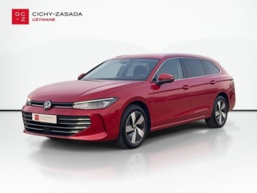 Volkswagen Passat B8 Variant Facelifting 1.5 TSI EVO 150KM 2025 Volkswagen Passat 1.5eTSI 150KM Business SerwisASO Virtual Acc Led Hak FV23