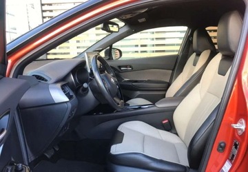 Toyota C-HR I Crossover Facelifting 2.0 Hybrid Dynamic Force 184KM 2019 Toyota C-HR Toyota C-HR 2.0 Hybrid Premiere Edition 2.0 Hybryda 184KM, zdjęcie 25