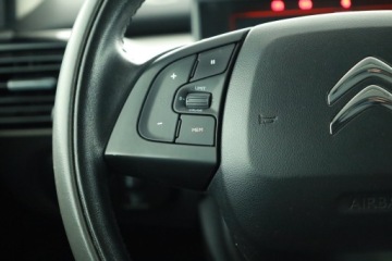 Citroen C4 Cactus Crossover 1.2 PureTech 82KM 2017 Citroen C4 Cactus 1.2 PureTech, Navi, Klima, zdjęcie 17