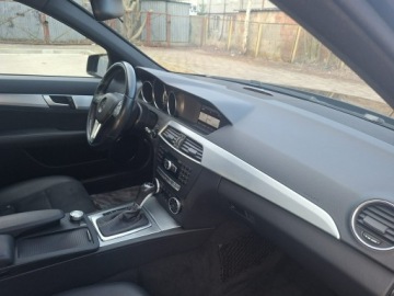 Mercedes Klasa C W205 2015 Mercedes C 200 Edition C ...Nowy kpl.rozrząd,olej, zdjęcie 12