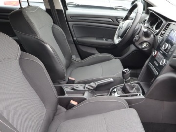 Renault Megane IV Grandtour 1.2 Energy TCe 100KM 2017 Renault Megane 1.2 TCe, Klima, Tempomat, zdjęcie 8