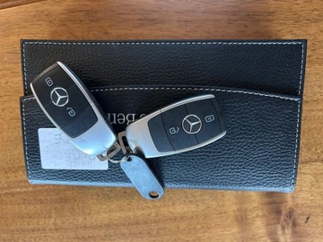 Mercedes GLC C253 2020 Mercedes-Benz GLC 300 de 4Matic diesel elektric 2.0 Hybryda Plug-in 194KM, zdjęcie 27