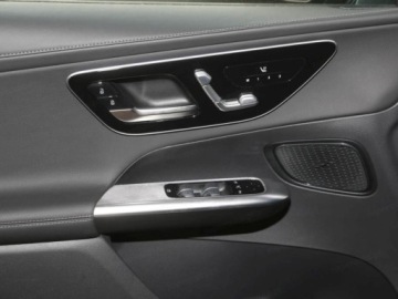 Mercedes GLC C254/X254 Coupe 2.0 220d 197KM 2026 MERCEDES-BENZ GLC 220 d 4-Matic AMG Line 2.0(197KM) 2026, zdjęcie 16