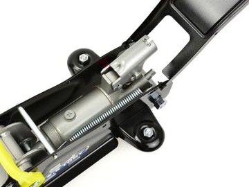 Гидравлический автомобильный домкрат, низкопрофильный, до 2,5 тонн GEKO