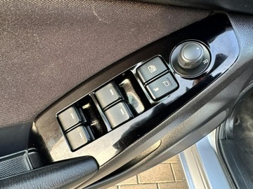 Mazda 3 III Hatchback Facelifting 2.0 SKYACTIV-G 120KM 2017 Mazda 3 2 kpl kół! Salon Polska, 1Ręka! LED, zdjęcie 14