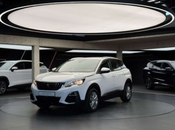 Peugeot 3008 II Crossover 1.2 PureTech 130KM 2017 Peugeot 3008 Active Kamera cofania Nawigacja CarPlayAndroid Auto
