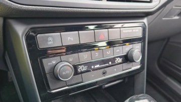 Volkswagen T-Cross SUV 1.0 TSI 115KM 2019 Volkswagen T-Cross 1.0TSI 115KM SalonPL ASO Iwl Le, zdjęcie 23