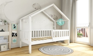 DOMI drewniane łóżko domek białe + barierki 70x140