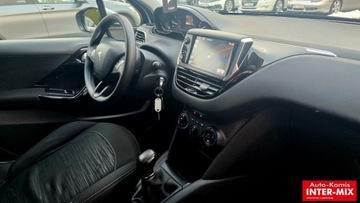 Peugeot 208 I Hatchback 5d Facelifting 1.6 BlueHDi 75KM 2016 Peugeot 208 1.6HDI 75KM Lifiting 1.6 Diesel 75KM, zdjęcie 26