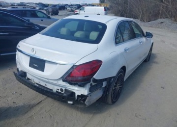 Mercedes Klasa C W206 Limuzyna 2.0 300 258KM 2021 Mercedes-Benz Klasa C 2021r., C 300 Sedan, 2L, od ubezpieczalni 2.0 Benzyna, zdjęcie 4