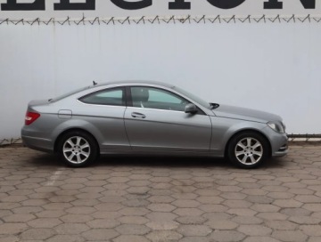 Mercedes Klasa C W204 Coupe 180 BlueEFFICIENCY 156KM 2013 Mercedes C C 180, Automat, Skóra, Klima, zdjęcie 5
