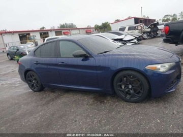 Alfa Romeo Giulia II Sedan Facelifting 2.0 Turbo 280KM 2021 Alfa Romeo Giulia 2021 2.0l 2.0 Benzyna 280KM, zdjęcie 1