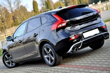 Volvo V40 II Hatchback Facelifting 2.0 D2 120KM 2017 Volvo V40 LiFt Full Led R-Design Digital Alcantara, zdjęcie 13