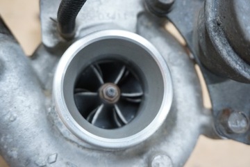 MITSUBISHI PAJERO III ТУРБОКОМПЕНСАТОР TURBINE TURBO 3.2 DID 00-06